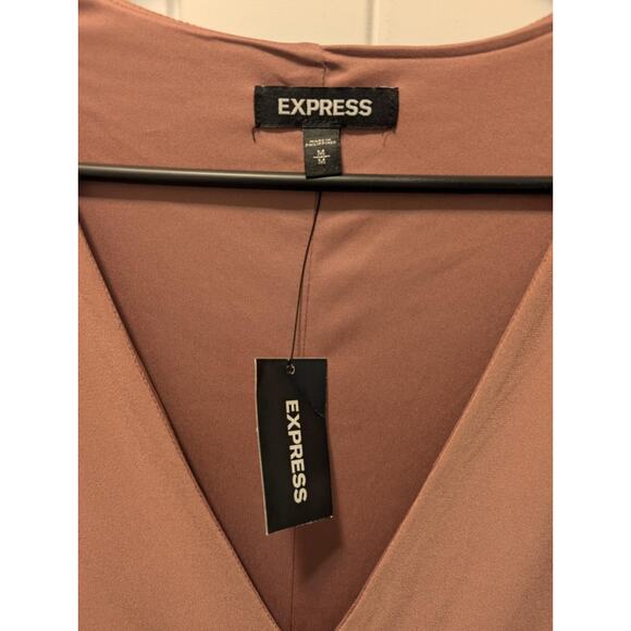 New! Express Ruffle Flutter Sheer Bodycon Vneck Mini Dress Rose Brown Size M - Picture 6 of 11